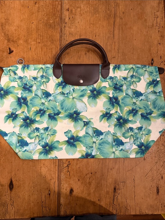 Longchamp Handbags - Longchamp Le Pliage Orchidea travel tote